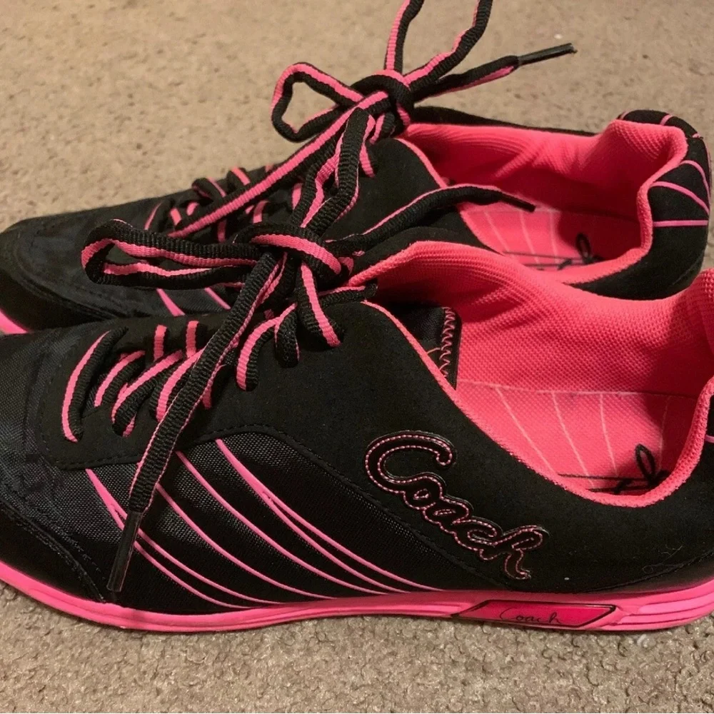 COACH Darla Women’s Sz 8.5 Black and Pink Women's Athletic Tennis Shoes GUC